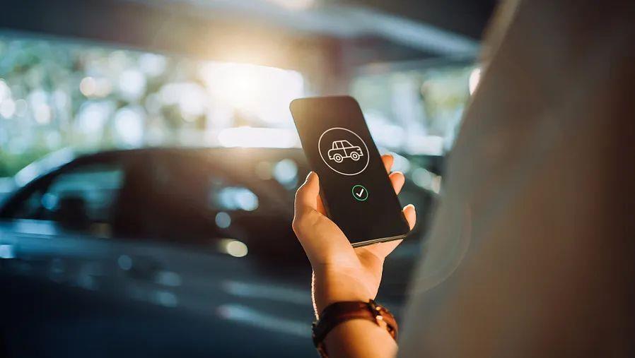 月入过万神话已破?上海网约车司机订单下降明显,都在劝退,为何仍有大量人涌入