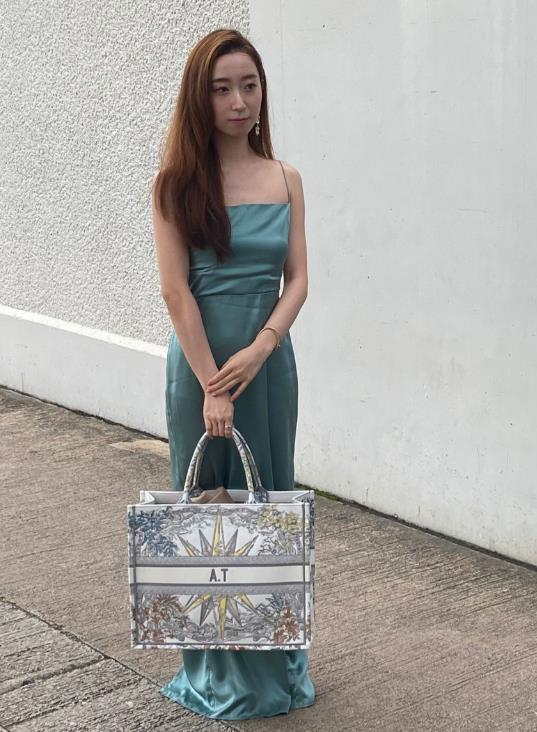 2023年港姐第一轮面试:内地选手云集,中戏美女撞脸香港顶流