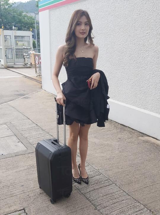 2023年港姐第一轮面试:内地选手云集,中戏美女撞脸香港顶流