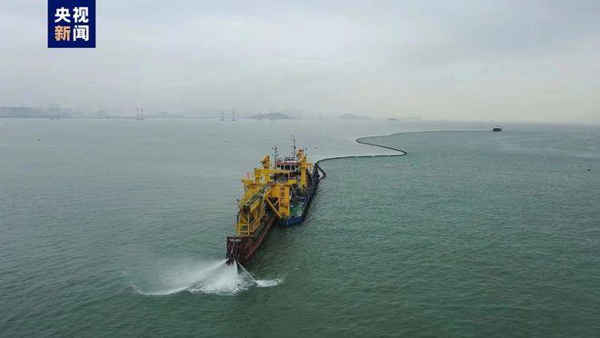 世界之最！历时5年，长约6.8公里，深中通道海底隧道成功合龙：总用钢量近32万吨，是“鸟巢”3倍