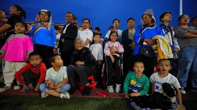 高一学生在“村超”中踢出“世界波”进球引热议 当事人：那一刻感觉被偶像C罗“附体”了