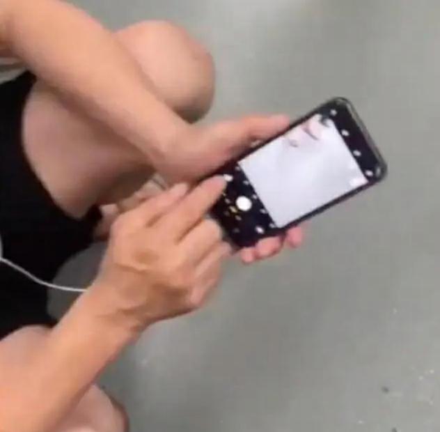 大叔自证未在地铁偷拍仍遭曝光最新进展:视频拍摄者已道歉