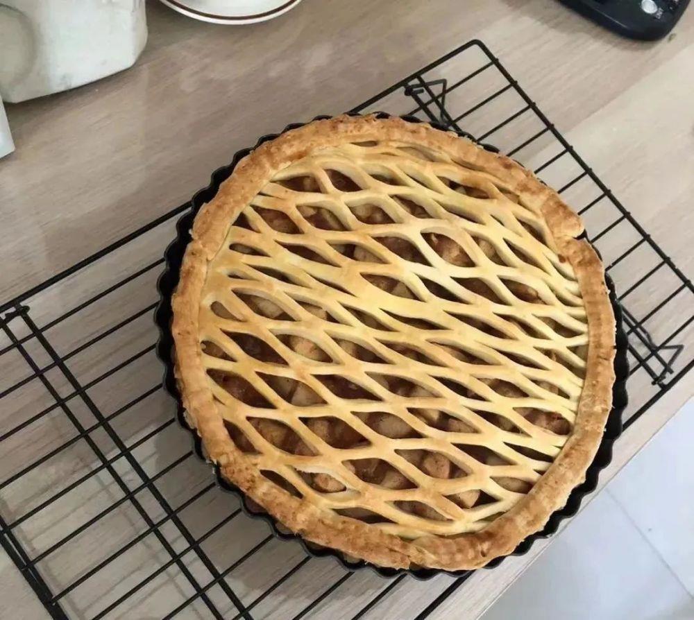 36岁不婚不育，她裸辞回家做“全职女儿”：父母睡觉了我工作才算结束