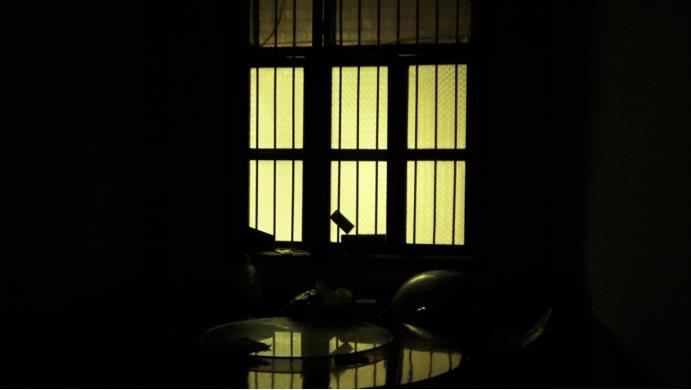 章莹颖父亲的心碎直播