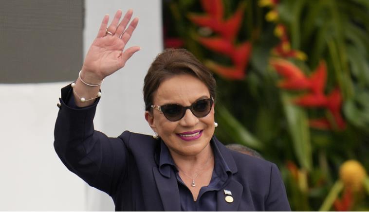 从“第一夫人”到“第一总统”,跨洋而来的她不简单