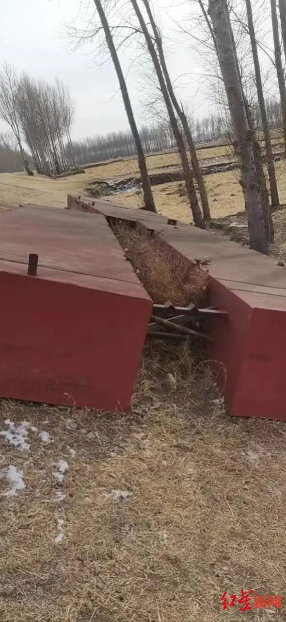 吉林村民搭浮桥收费被判刑,当地人绕路过河