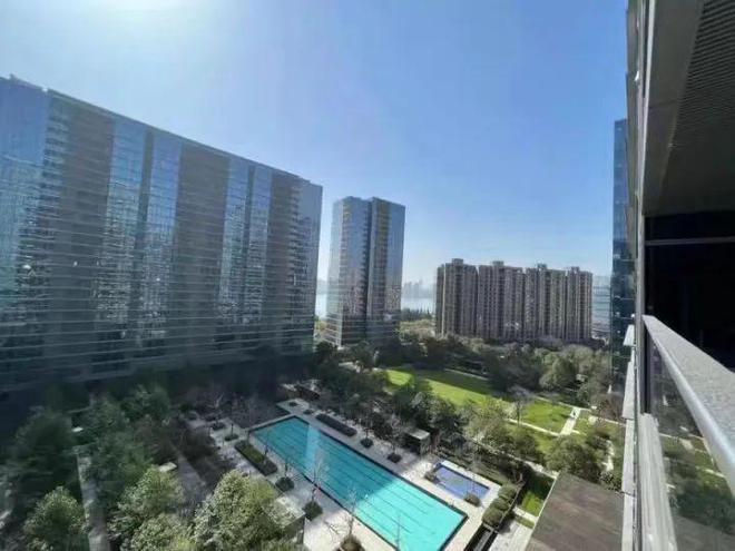 2360万!蓝色钱江纵火案房源网签:比原价还低!