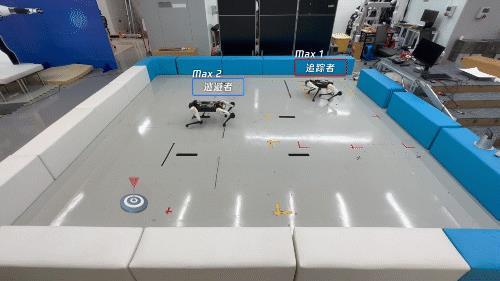 热搜大全机器人最新动态：跟真狗学“奔跑跳跃”