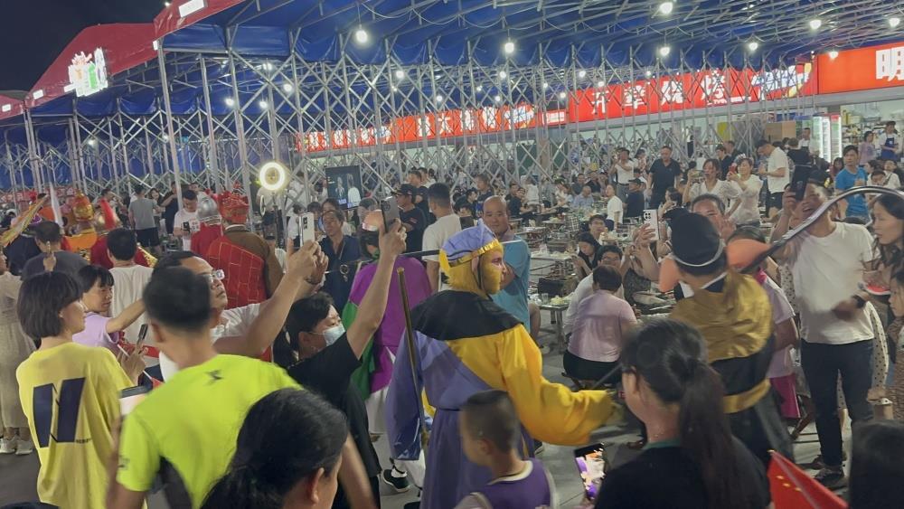 淄博狂飙90天:烧烤降温流量下滑,小饼厂利润从百万跌至不足10万