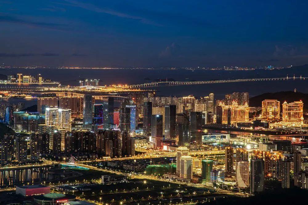 冲刺3万亿关键节点，广州“换帅”