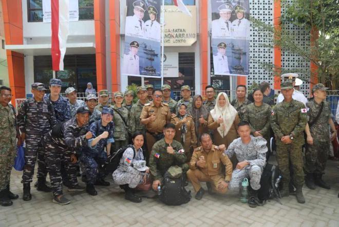 中美俄一起参加的演习，挺顺利的嘛！