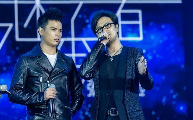 张恒远举办追悼会，毕夏崩溃大哭路都走不稳，被人搀扶着惹人心疼