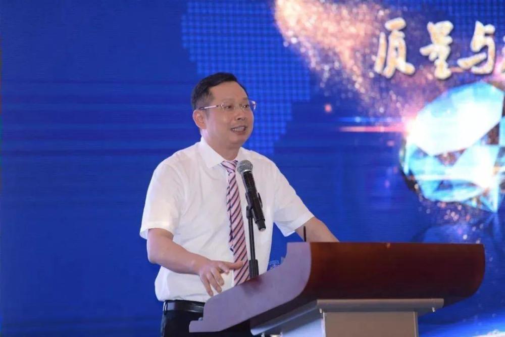 莆田老板开眼科医院，狠赚200亿！