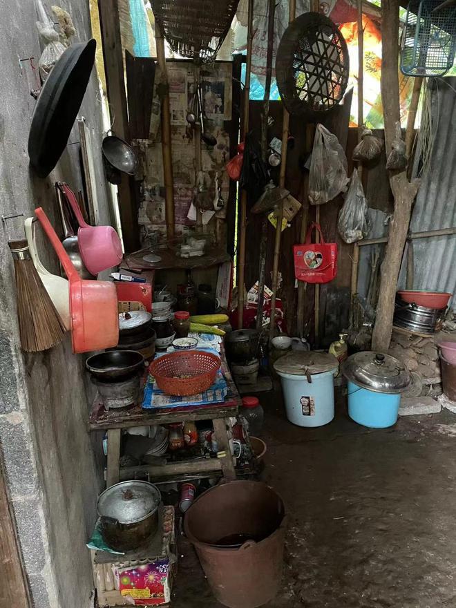 湖南九旬独居老太花十万元“打活葬”:“这次搞了,走的时候简单点”