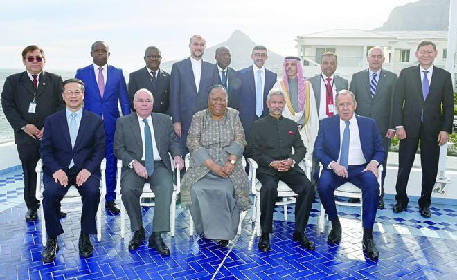 警告不要立即买“货架上的东西”!马克龙:欧洲防空应减少对美依赖