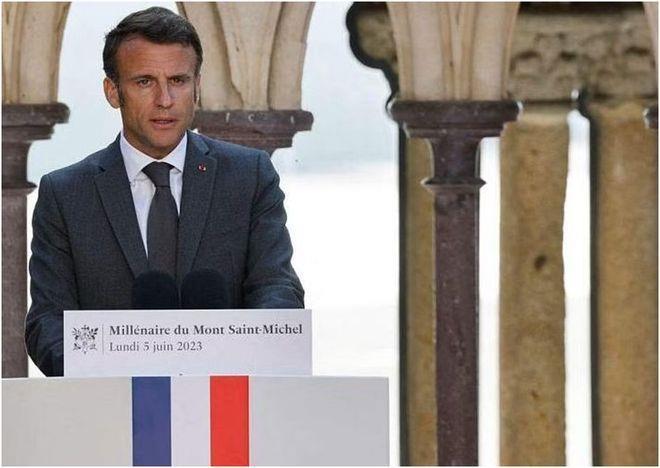 法国外长：这场峰会，马克龙也想去