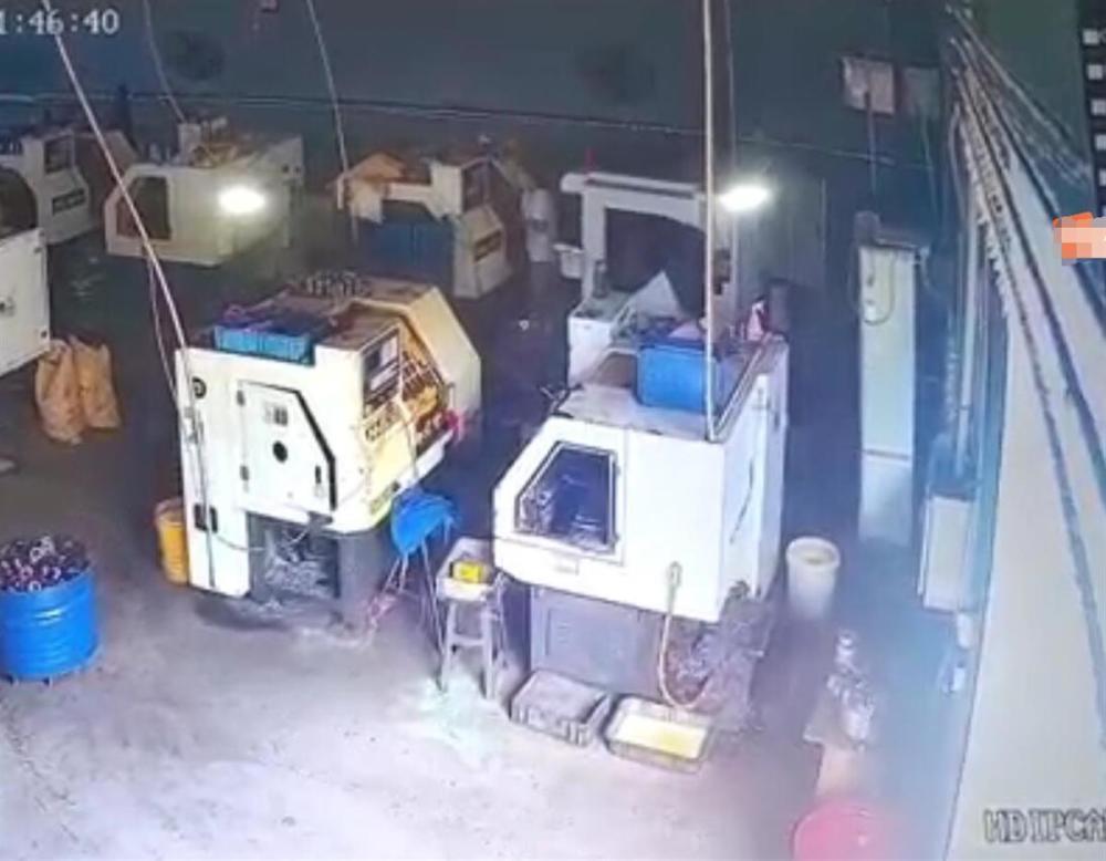 女子称水杯遭工厂同事投放亚硝酸盐，胃部和肝部被诊断出病变