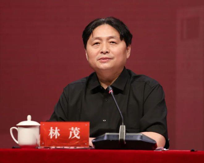 林茂出任中央美术学院院长,范迪安卸任