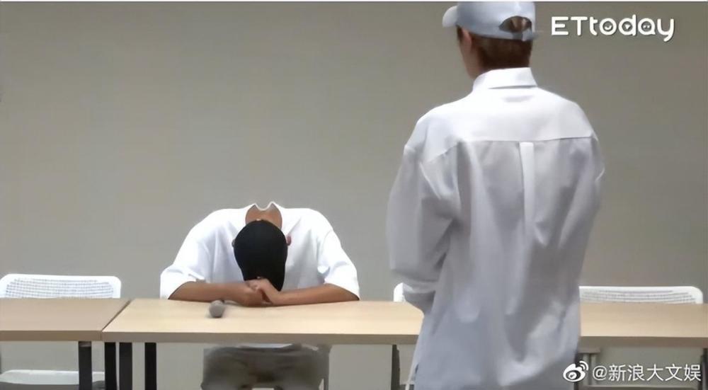 炎亚纶拍摄邱耀乐私密影片，台警方回应：将侦办