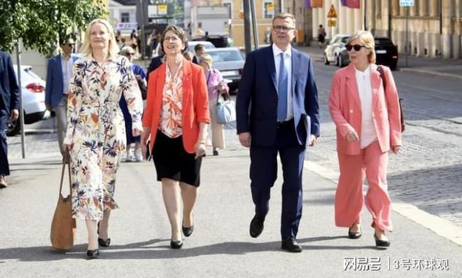 芬兰“狂欢”结束,80后女总理被一脚踢走,新总理终于要干实事了