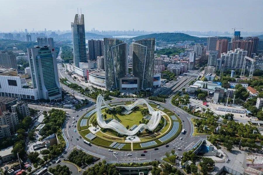 冲刺两万亿，中部第一城向东“补课”