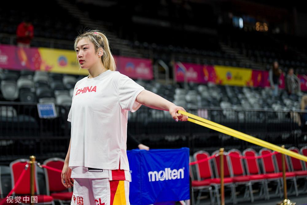 中国女篮逆转韩国！三连胜晋级亚洲杯四强，拿下世界杯资格