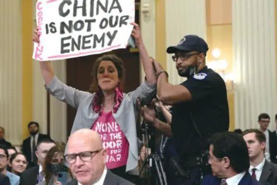 美国防部承认数月前击落的中国无人飞艇“没有收集情报”