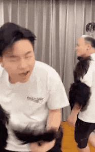 秃头人最后的倔强：假发不被发现