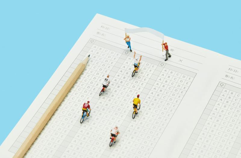 成都师范学院是985还是211？