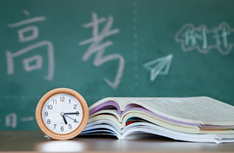 知识产权管理专业读几年？