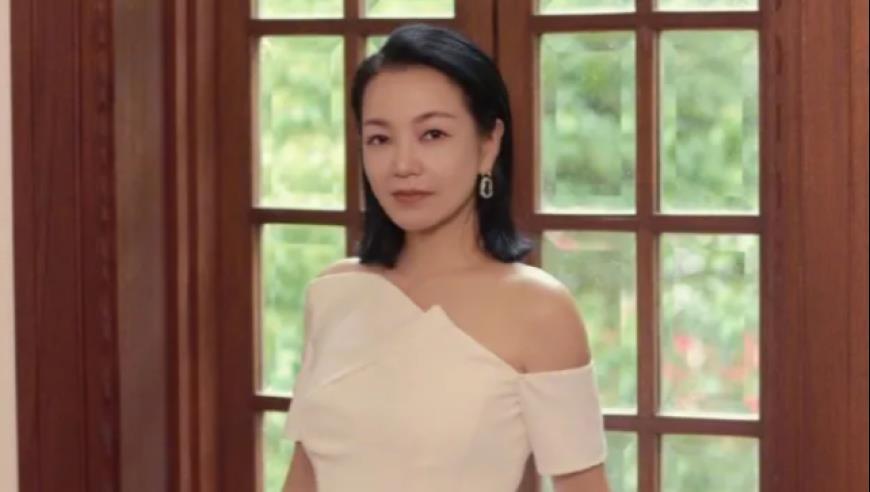 阿雅同大小S一起被黄子佼曝吸毒后，本人发声：从未使用违禁药物