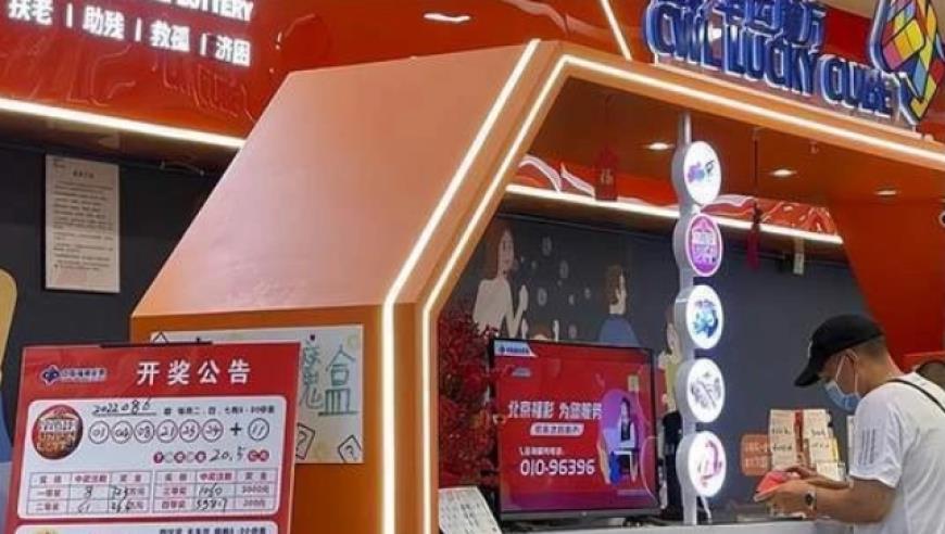 男子发视频称被家暴，其妻首次发声：他常在无监控处打孩子 男方予以否认