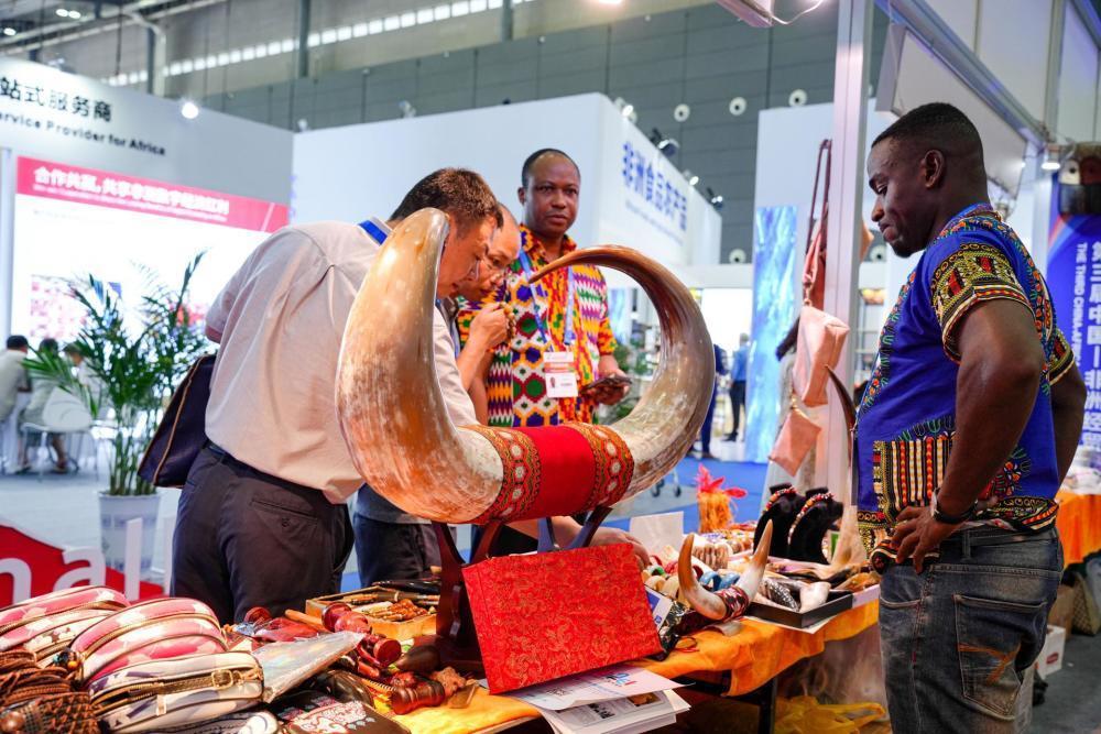 一次买10包，中非博览会上非洲咖啡豆成“网红”