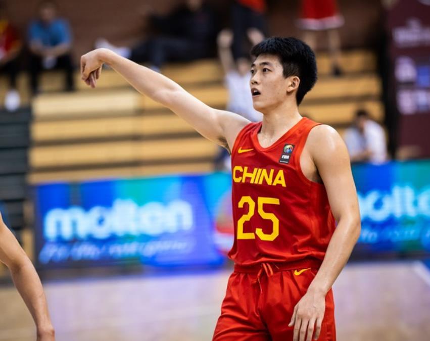 U19男篮世界杯：中国轻取韩国夺连胜 万孟霖爆发23分杨瀚森14＋15