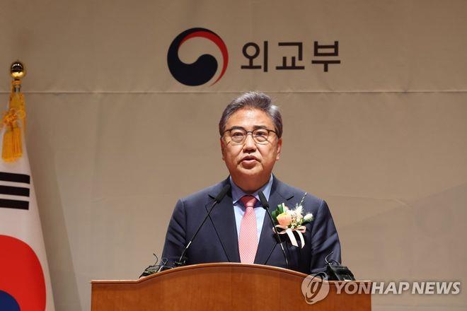 韩媒吐槽：韩国站到对抗中国最前沿，往后一看美日却消失了