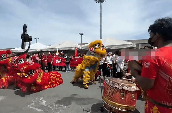 外交部：菲海警船未经中方允许擅闯仁爱礁附近海域，中国海警船依法执法