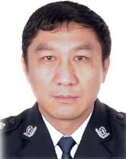 公安厅副厅长涉嫌容留他人吸毒，落马前一个月还主持销毁毒品行动