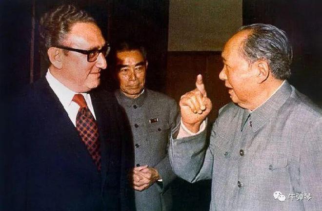 这是在特殊地点、特殊节点，举行的一次非常特殊的会见