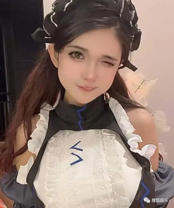 又被批出卖色相赚钱？她就是走不出擦边怪圈吗