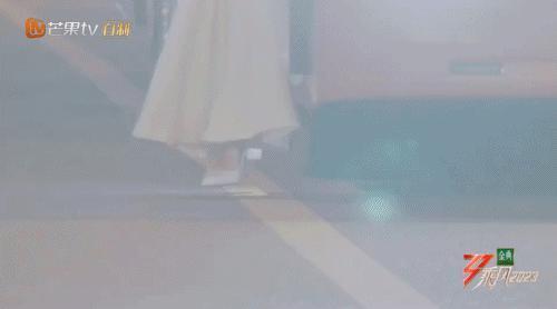 这位苦情女星，又要当圣母了？