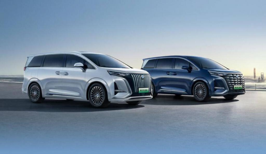 国产新势力，扯下了传统合资 MPV 最后的遮羞布