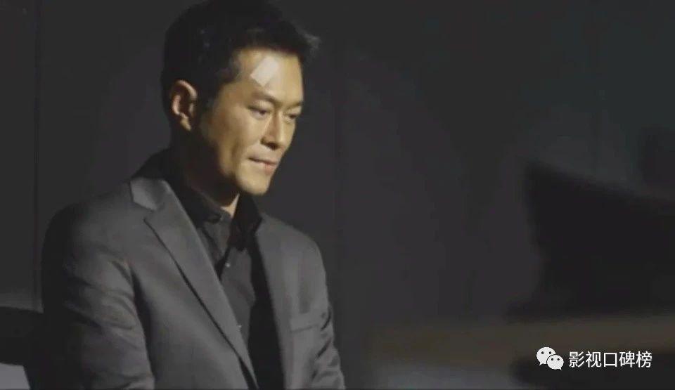 耗资3亿，《扫毒3》为什么败给《八角笼中》？