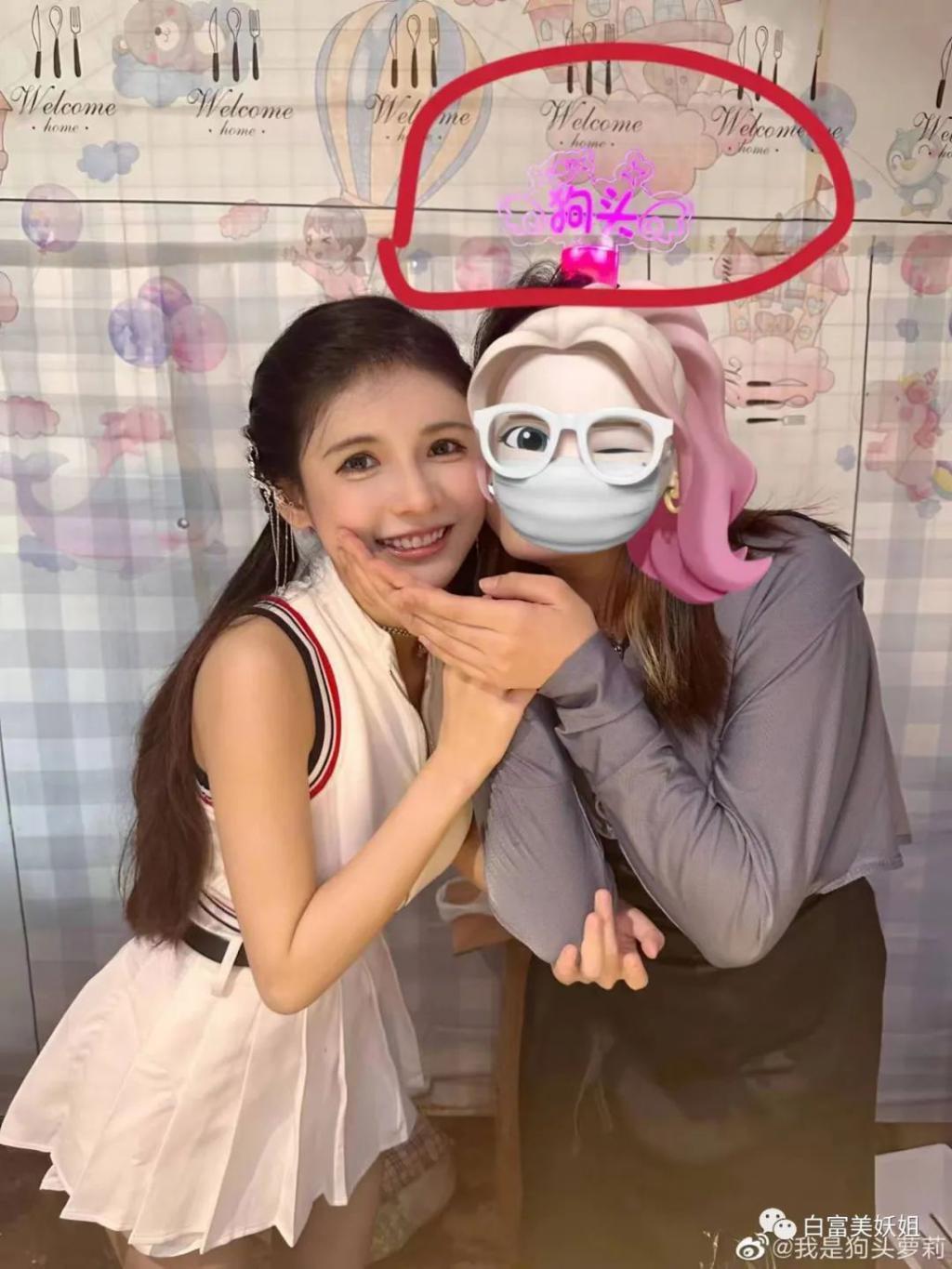 狗头萝莉被“追杀”:一边骂她擦边,一边逼她擦边?