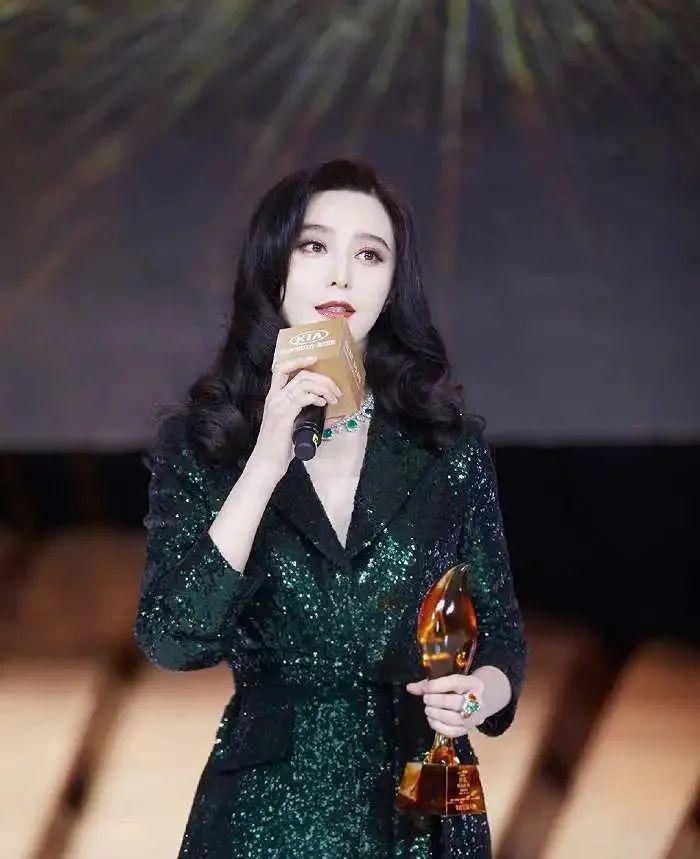 这些法制咖究竟是谁在捧啊？