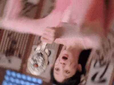 谁教你这么剪的？生怕大家看到他们接吻吗？