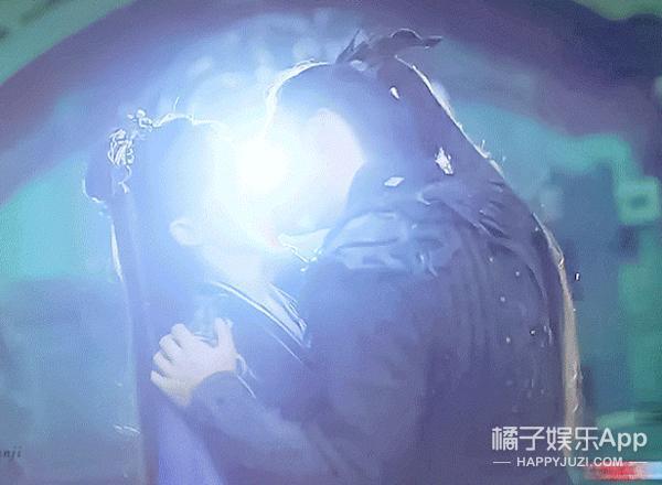谁教你这么剪的？生怕大家看到他们接吻吗？