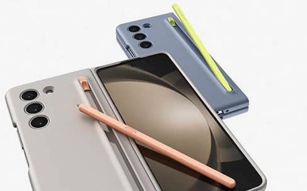 三星折叠屏手机Galaxy Fold/Flip 5国行价格曝光，12999/7499元起