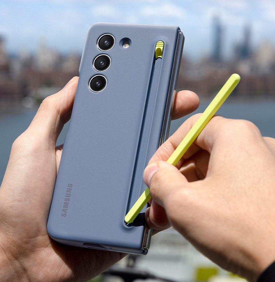 三星折叠屏手机Galaxy Fold/Flip 5国行价格曝光，12999/7499元起