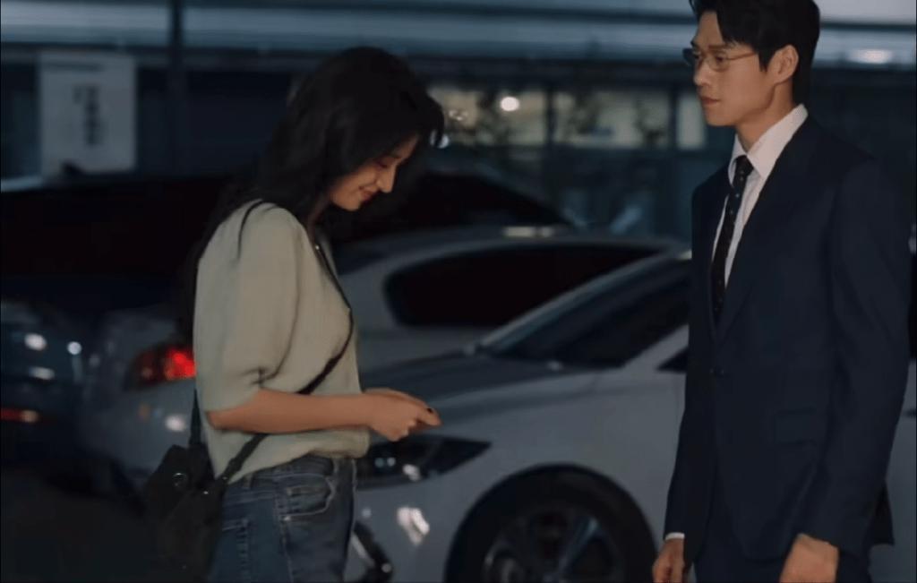 就算是新晋顶流魏大勋，和秦岚在一起也属于高攀