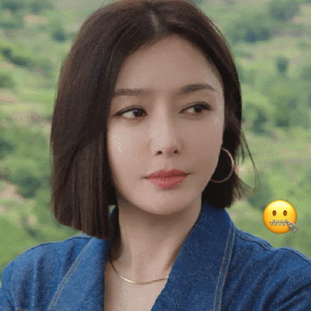 就算是新晋顶流魏大勋，和秦岚在一起也属于高攀